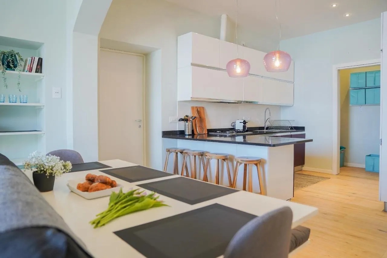 Luna & Stella Apartments By Rent All Como Argegno